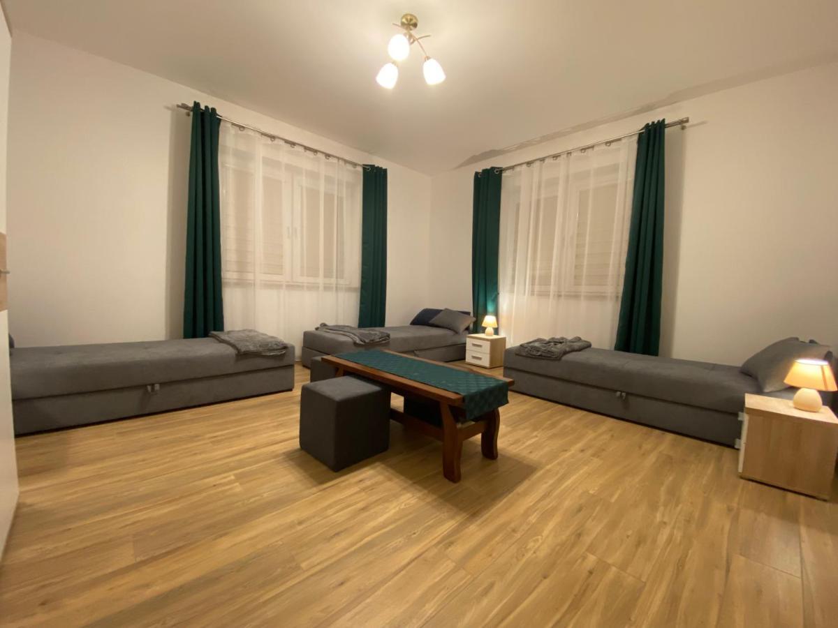 Noclegi Dukla Buitenkant foto